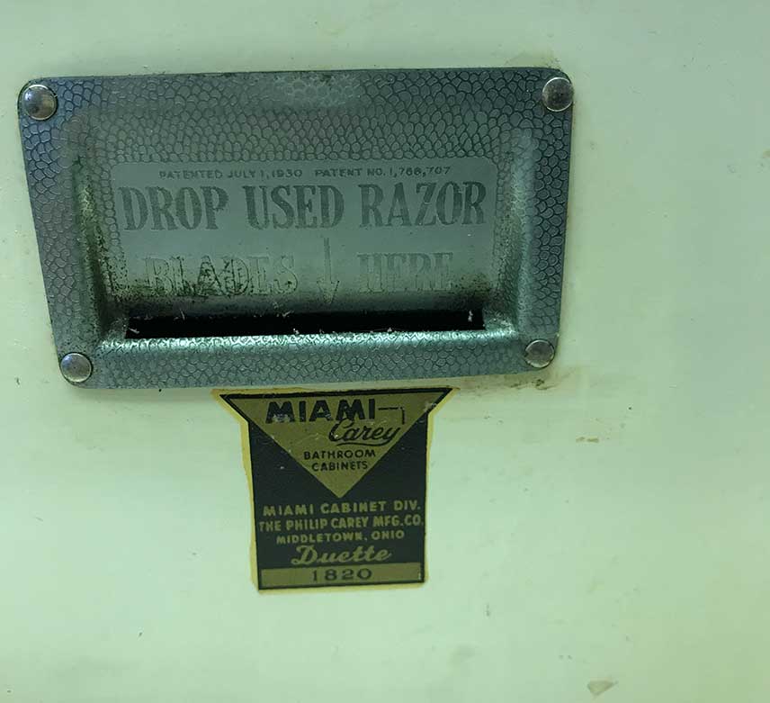 old vintage razor blade storage